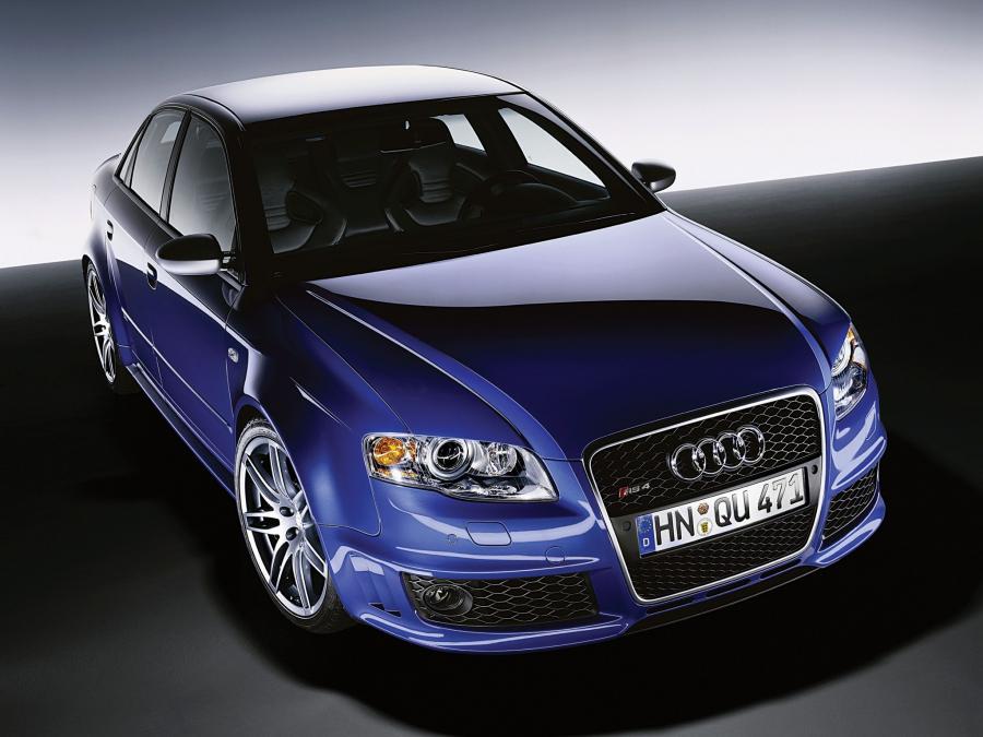  Audi RS4 Sedan (B7, 8E) 2005 года  (фото 24 из 48)